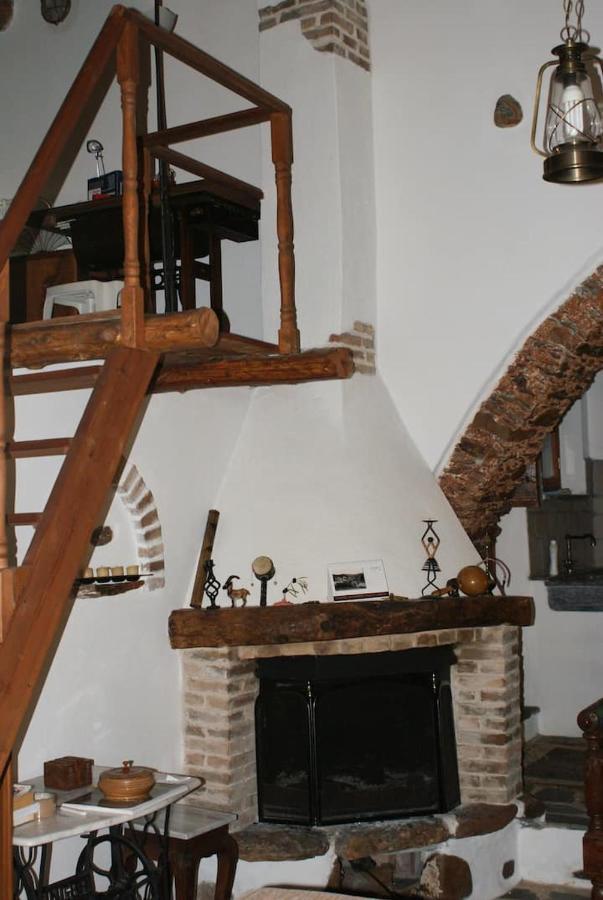 Afrodite'S House-Restaurated Oil Factory Agia  Exterior photo